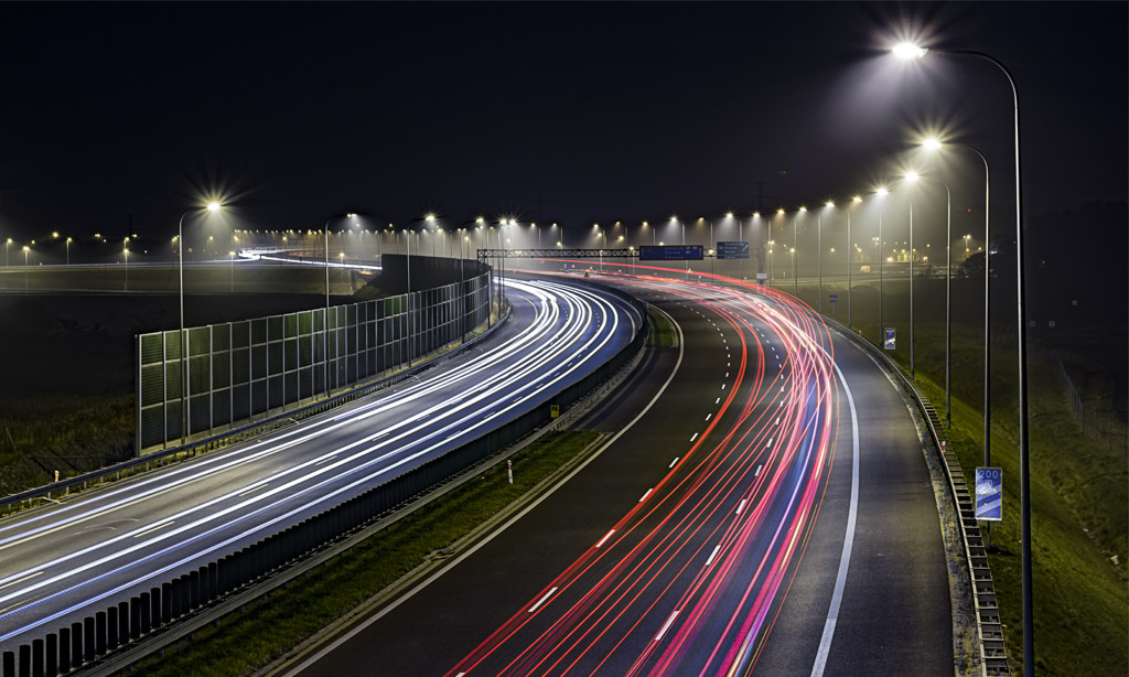 Oświetlenie drogowe oparte na fotowoltaice