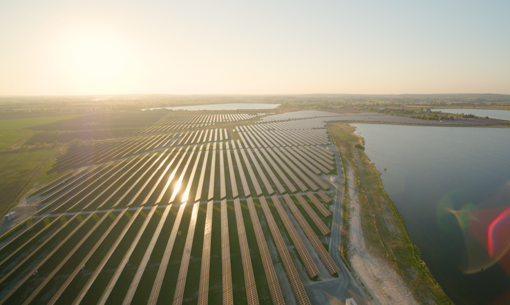 Największa elektrownia słoneczna w Polsce już działa i produkuje prąd