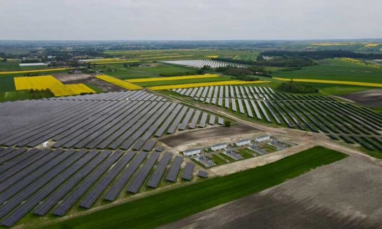 Axpo odkupi energię z farm słonecznych w Polsce