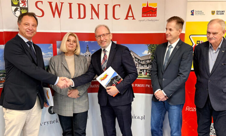 ML System zbuduje instalację off-grid dla MPK w Świdnicy