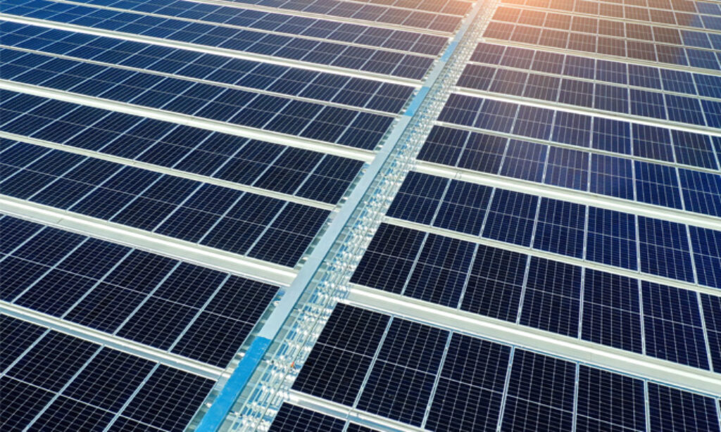 Strategiczny projekt budowy kompleksu elektrowni fotowoltaicznych w Polsce