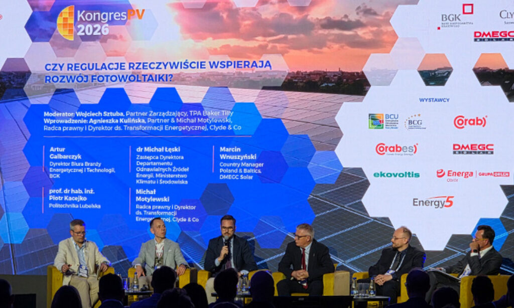 Polska fotowoltaika na rozdrożu. Coraz więcej energii, coraz więcej ograniczeń